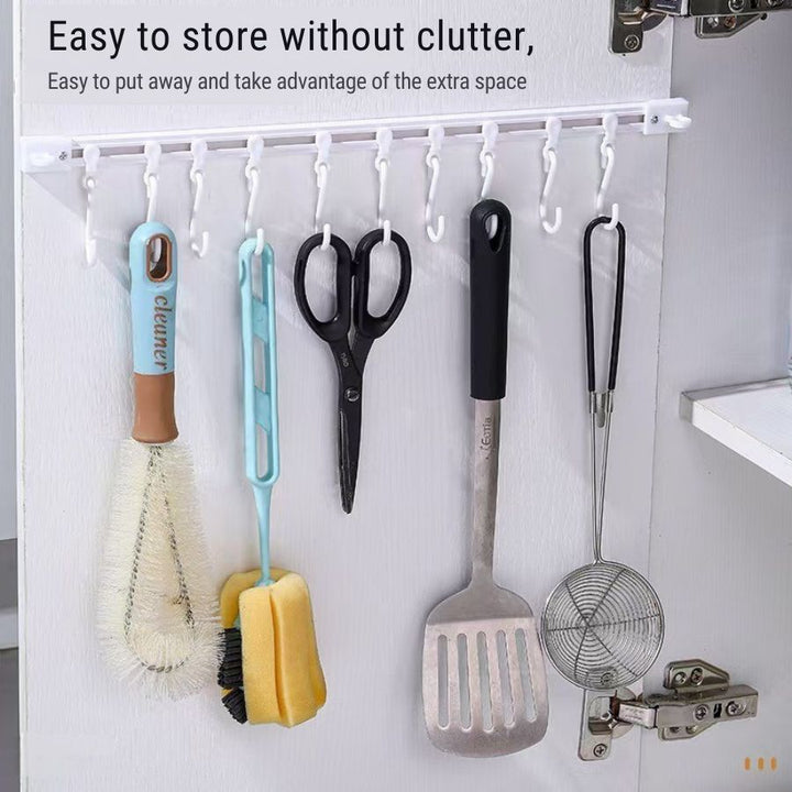 Punch Free Hooks for Easy Organisation